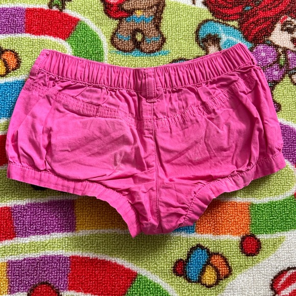 Gymboree Baby girls 👧 pink shorts. 🩳 - Picture 2 of 4